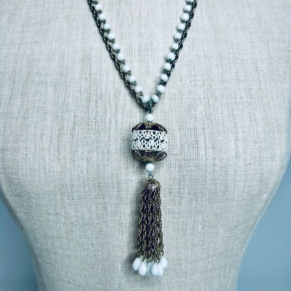 Vintage Art Deco Gold Toned Long Beaded Necklace with Tassels